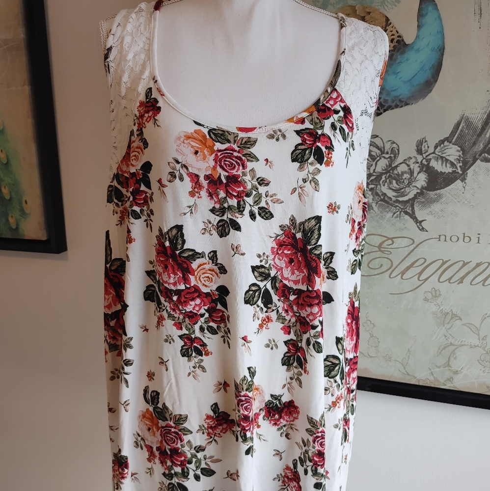 Super soft 2x sleeveless high low tank